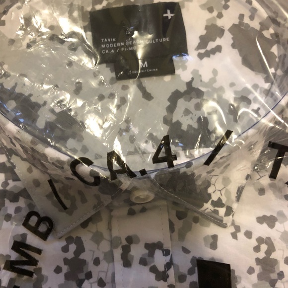 🔴SOLD 🔴TAVIK Bexley Fit Short Sleeve Shirt - Picture 4 of 4